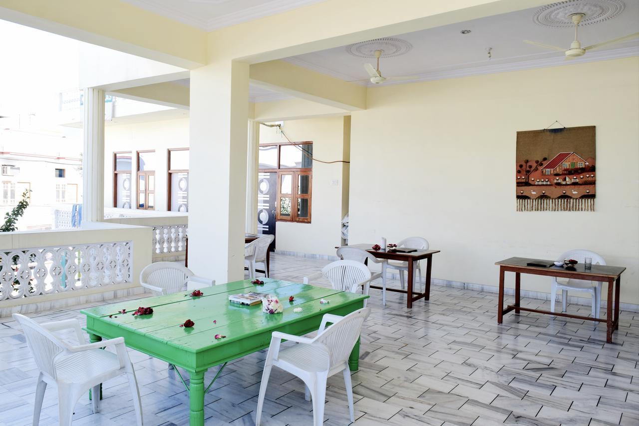 Hotel Kamal Villas Pushkar Bagian luar foto