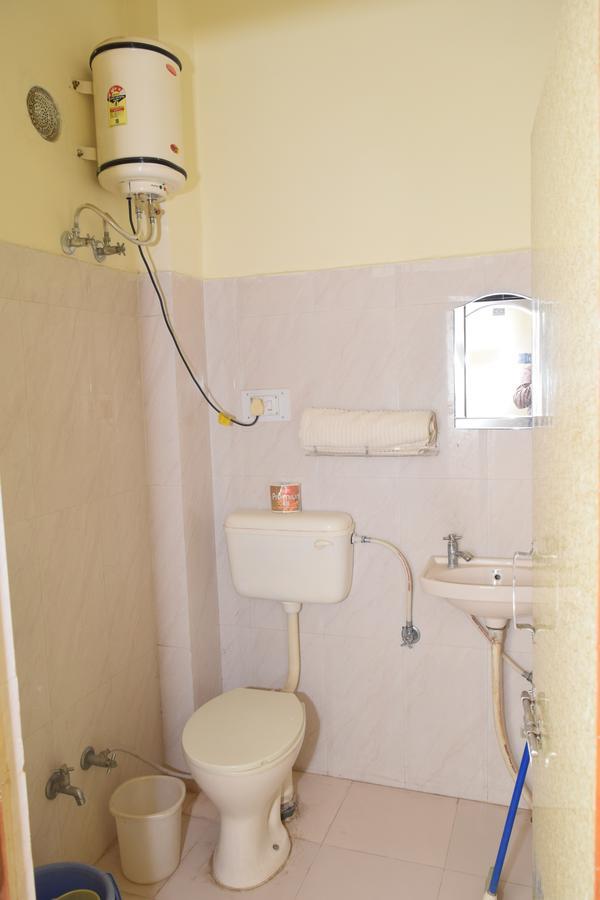 Hotel Kamal Villas Pushkar Bagian luar foto